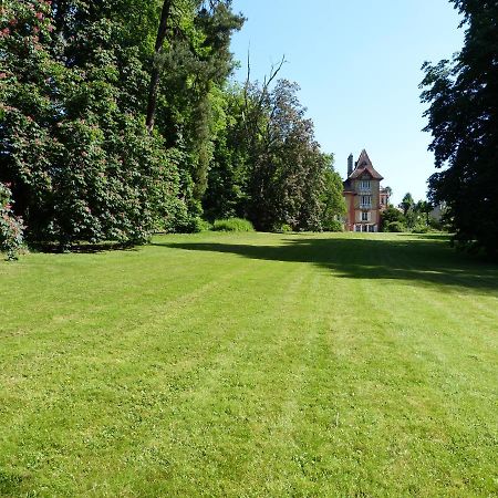 Manoir Remarquable Avec Son Parc Villa Chaumes-en-Brie Exterior photo